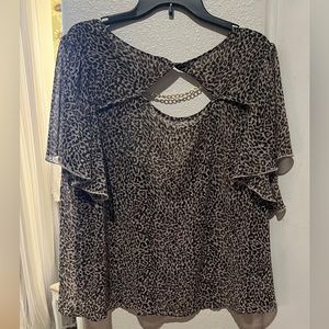 SHEIN Leopard top